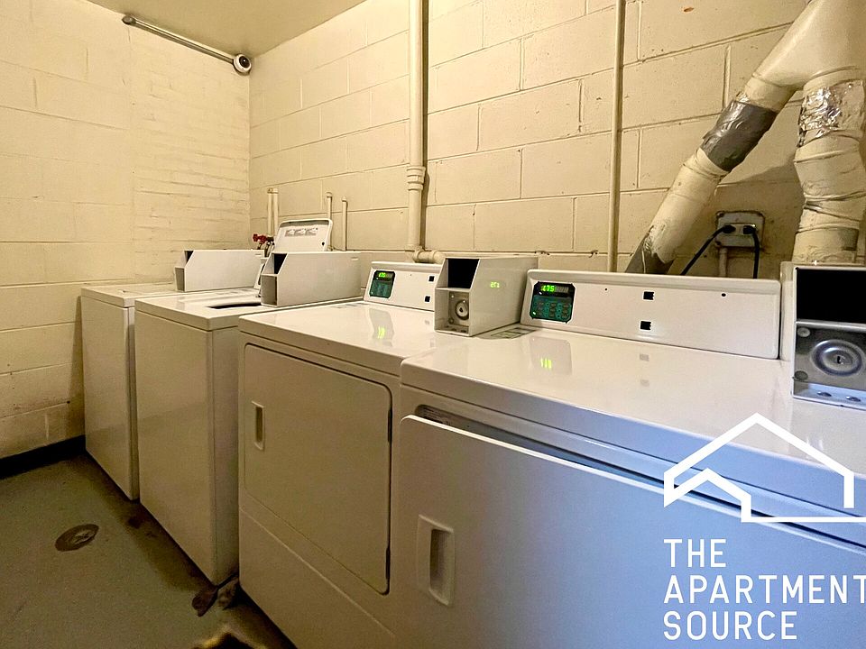 1st image of 6006 N Kenmore Ave APT 305