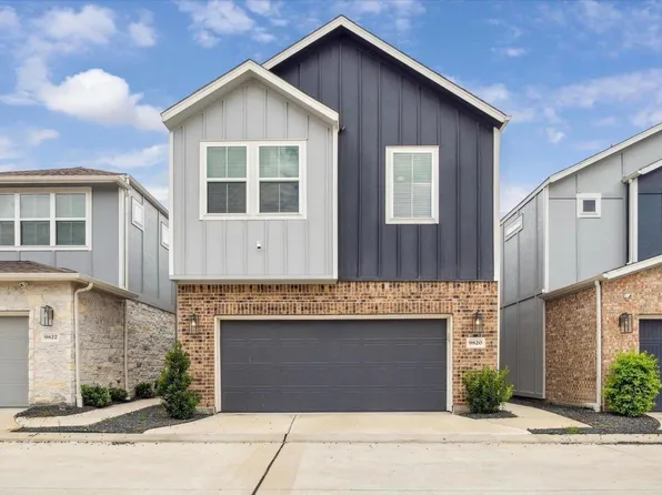 9820 Rugged Oaks Dr, Houston, TX 77080