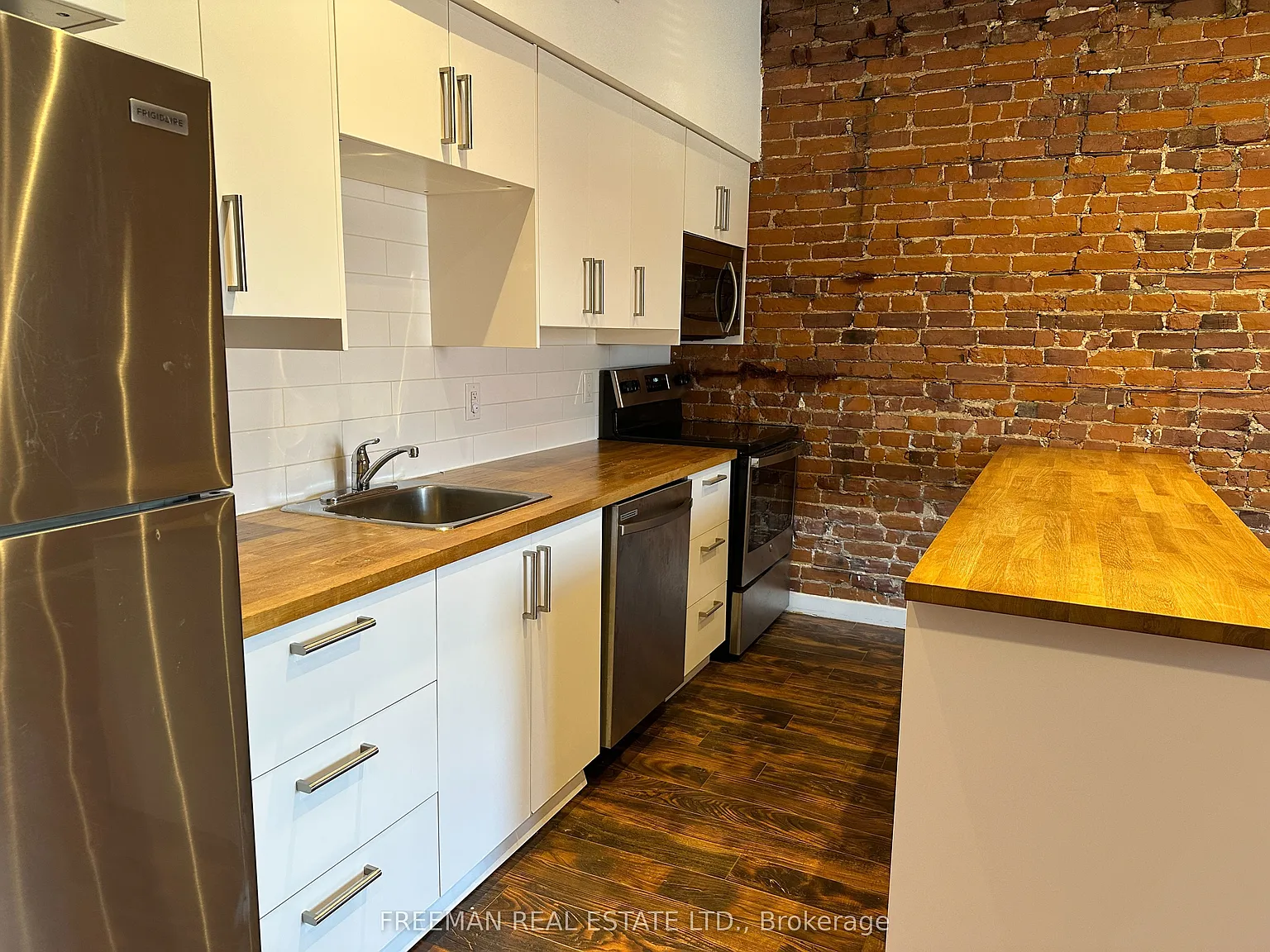 2 bed, $2,500 — Photo 2
