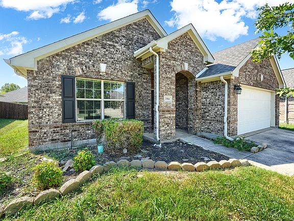 2nd image of 2104 Jasmine Valley Dr