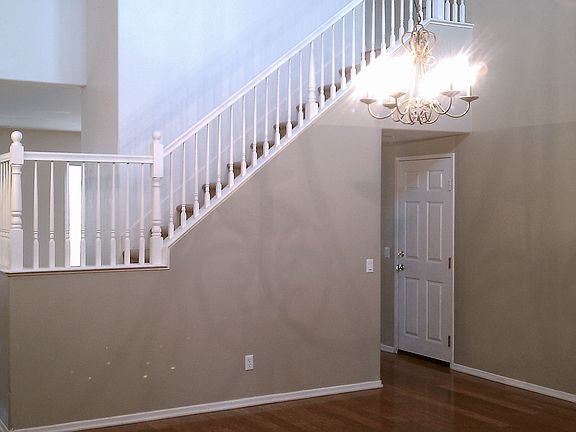 5th image of 23635 Carneros Ct