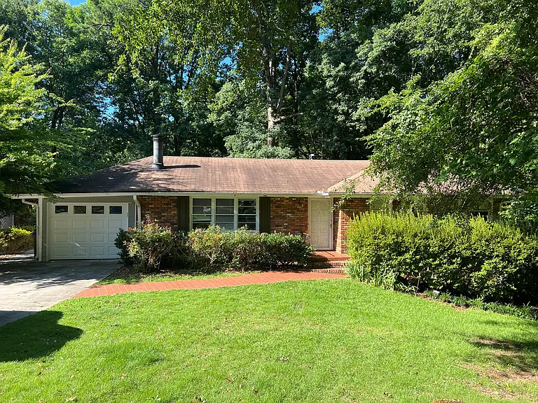 1937 Vance Dr — Photo 5