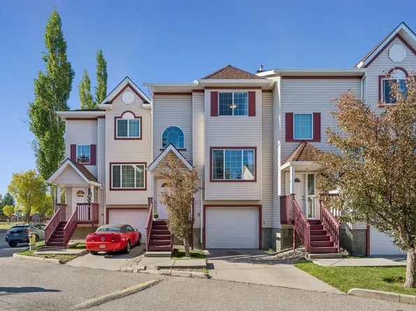 15 S Rocky Ridge Gate NW #5, Calgary, AB T3G 4P6