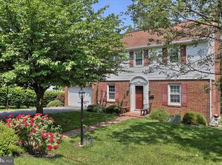 4124 Ridgeview Rd, Harrisburg, PA 17112