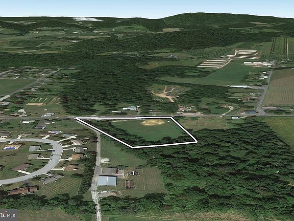 4th image of 1270 Arendtsville Rd