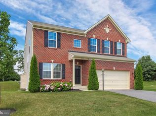 8522 Diamond Run Ct, Seven Valleys, PA 17360