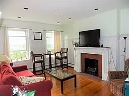 19 University Rd #3 — Photo 5