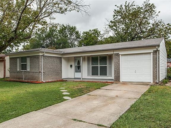 2nd image of 4501 Harvey Dr