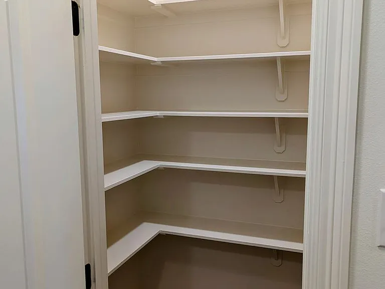 213 Preston Rose Ln — Photo 5