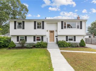 46 Allen Ave, Warwick, RI 02889