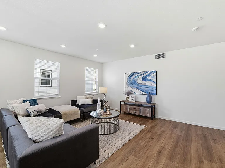 3078 Empoli Ln #5 — Photo 3