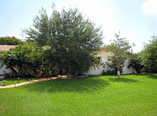 11321 SW 100th Ave, Miami, FL 33176