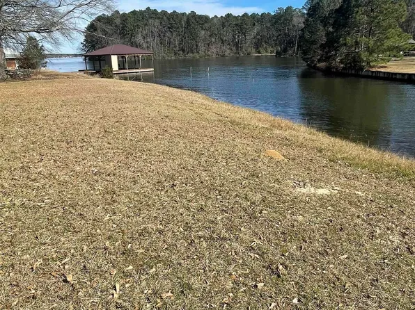438 Dogwood Harbor Rd, Jonesboro, LA 71251