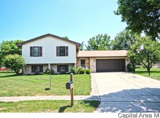 2724 Cheshire Rd, Springfield, IL 62703