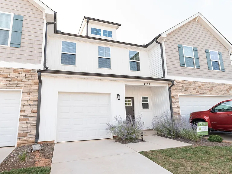 4902 Cannon Crossing Way — Photo 3