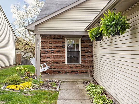 4th image of 4047 Eagle Cove East Dr