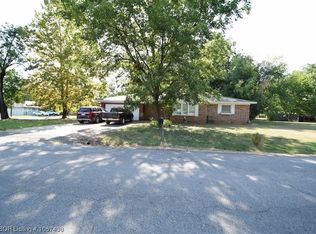 115 N Maple St, Sallisaw, OK 74955