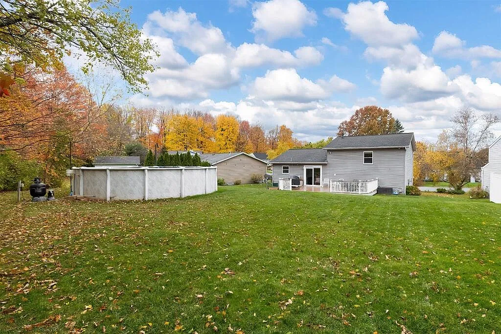 3 bed, 1167 sqft, $800 — Photo 2