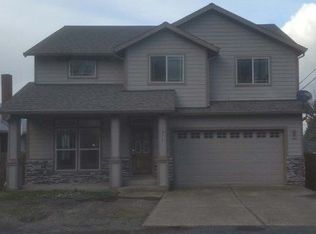 10717 NE Skidmore St, Portland, OR 97230