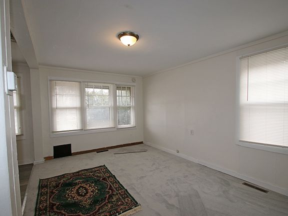 4th image of 1517 Idlewild Dr