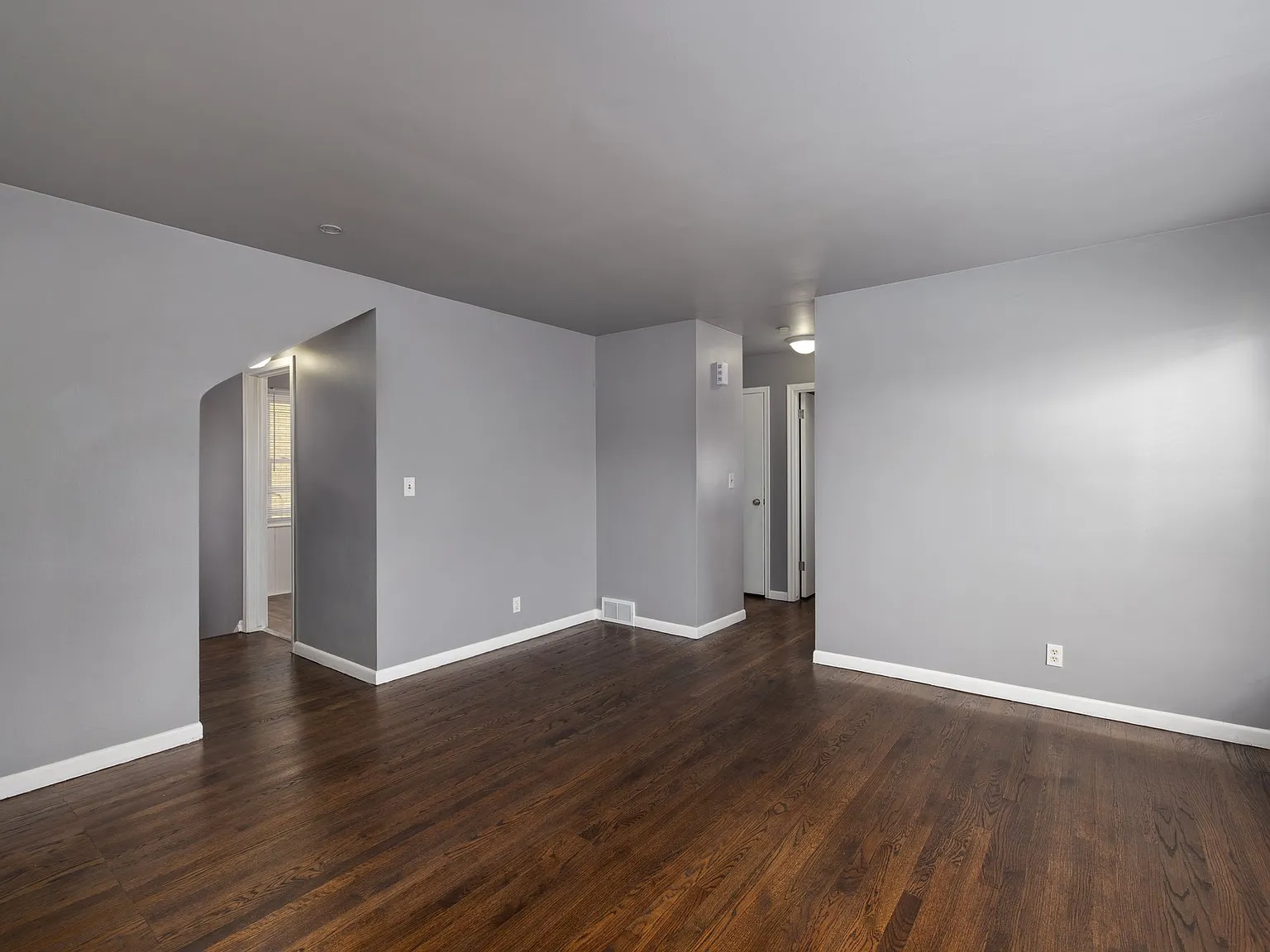 2 bed, 800 sqft, $1,195 — Photo 3