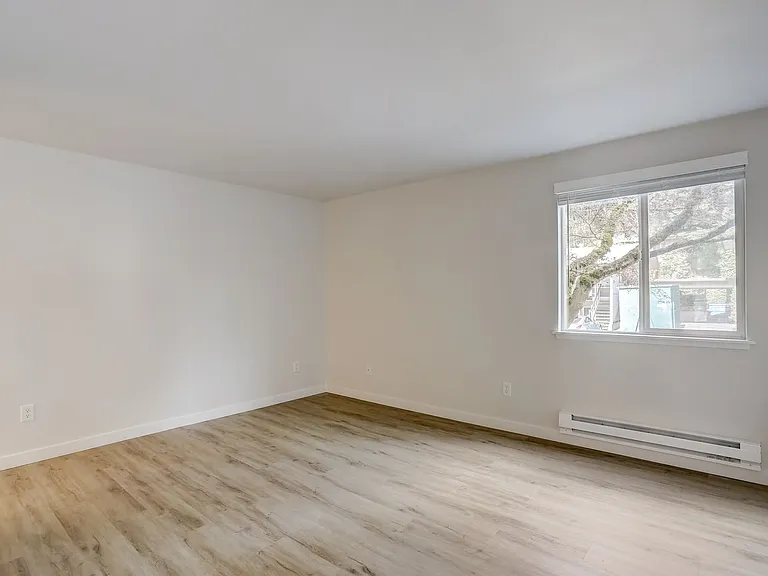 Bellefield Manor — Photo 119