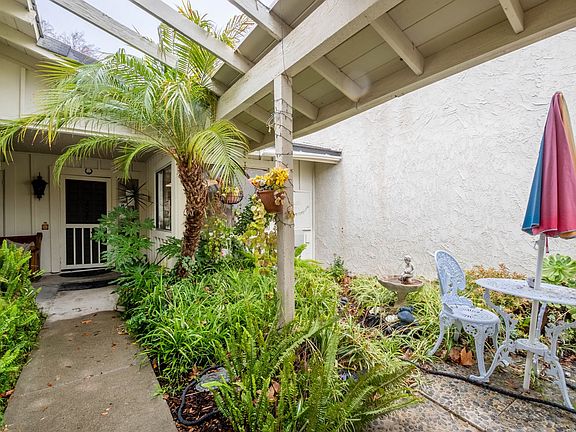 5th image of 2605 Northshore Ln