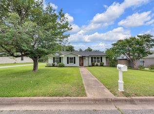 842 Starlight Dr, Sherman, TX 75090