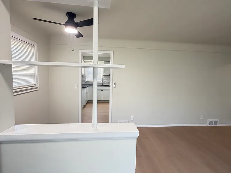 15741 Ellis St — Photo 10