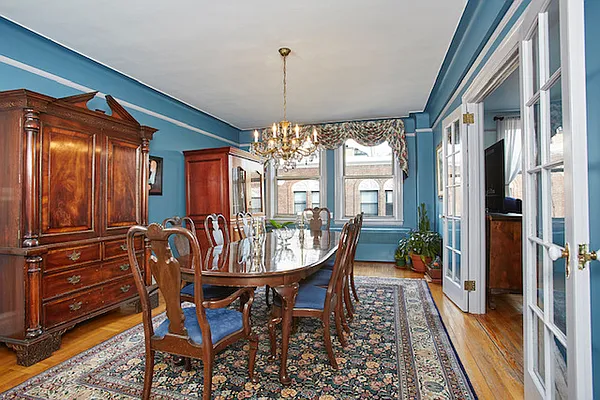 Sold by Compass | media 10