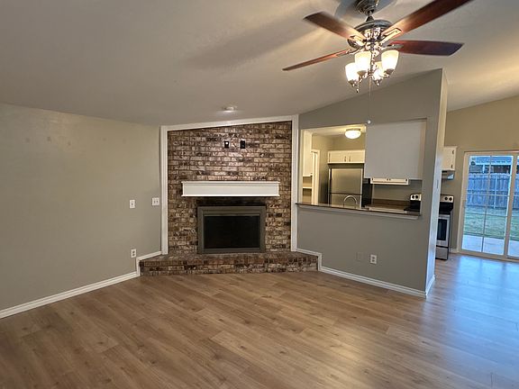 3rd image of 14417 Keri Cir