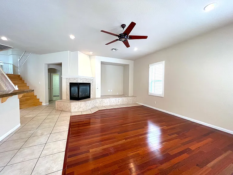 2237 Timber Rose Dr — Photo 13