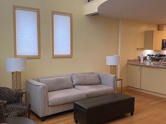 5th image of 754 1st St W #12
