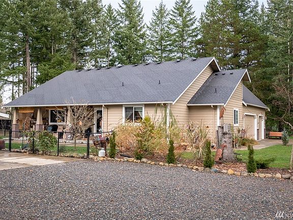 2nd image of 14647 Regal Ln SE