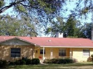 19575 SW Nightingale Dr, Dunnellon, FL 34431