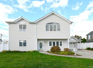 4278 Clarissa Rd, Bethpage, NY 11714