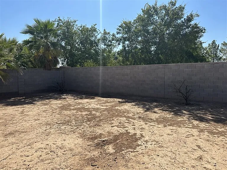 9711 W Horse Thief Pass — Photo 15