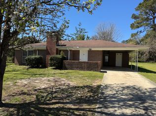 224 Periwinkle Ln, Ozark, AL 36360