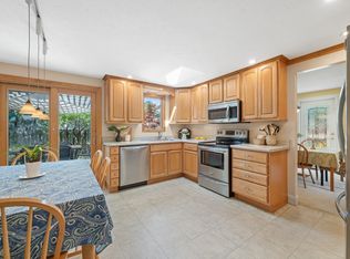6036 Opal St, North Ridgeville, OH 44039