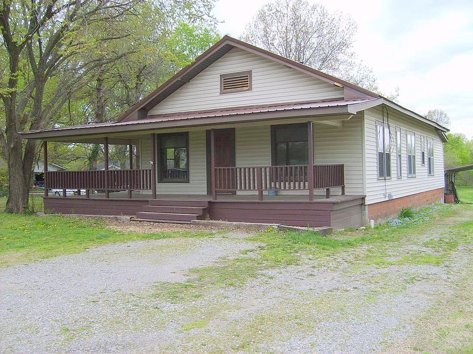1st image of 4043 Parkview Dr