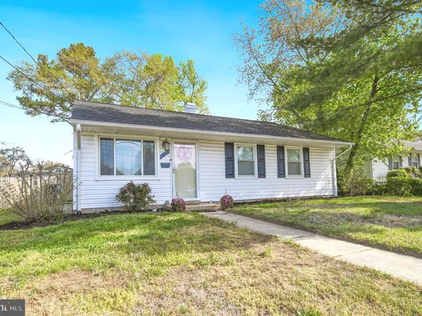 1010 Elkhart St, Oxon Hill, MD 20745