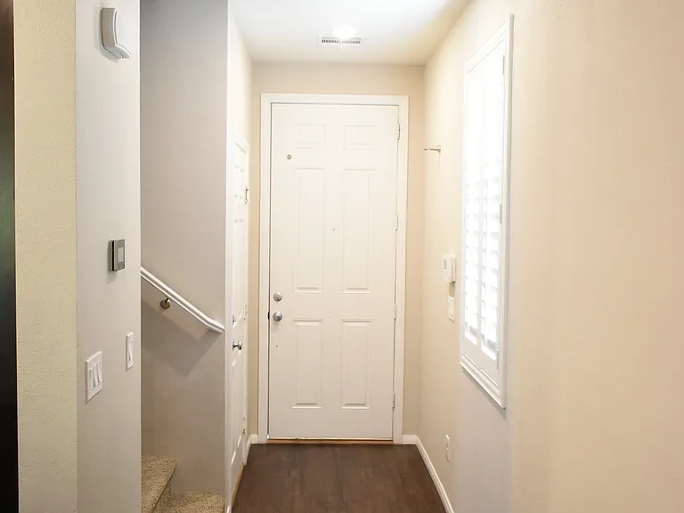 7905 Brookside Falls Ct — Photo 13