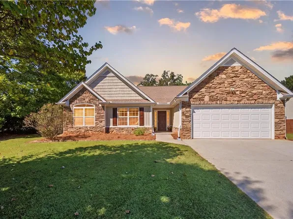 11 Mitchell Run, Hiram, GA 30141