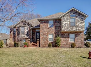73 Remington Dr, Monett, MO 65708