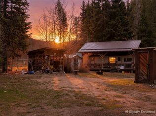 210 Link Lake Rd, Bankeir, BC V0H1Z8