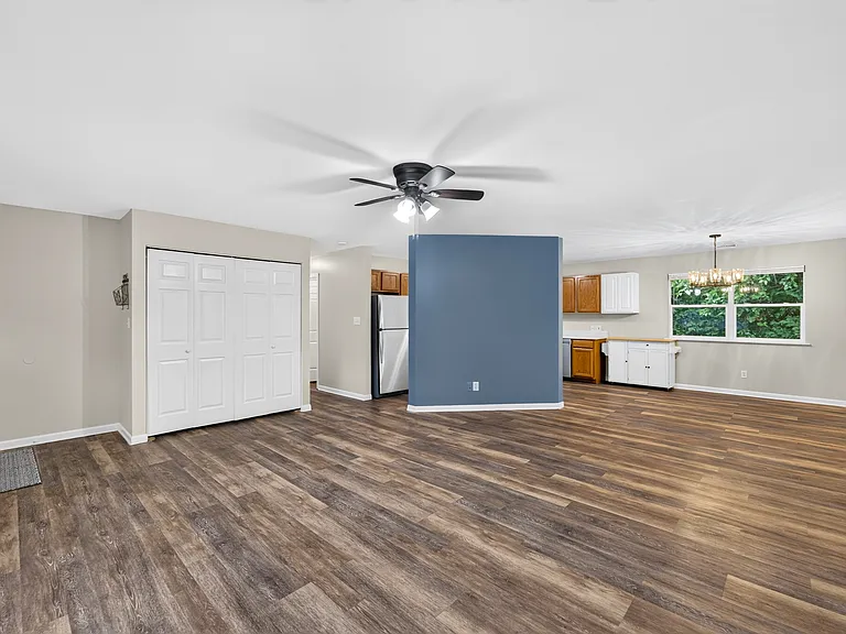 334 E Hunt Ave — Photo 7