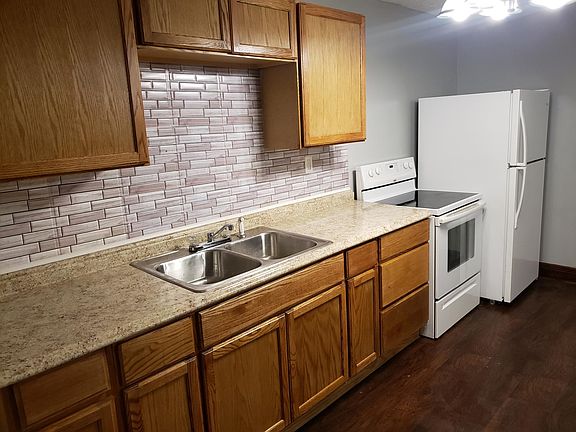 5th image of 3109 Portland Ave