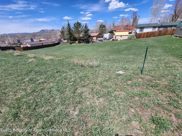 821 Van Dorn Dr, Craig, CO 81625