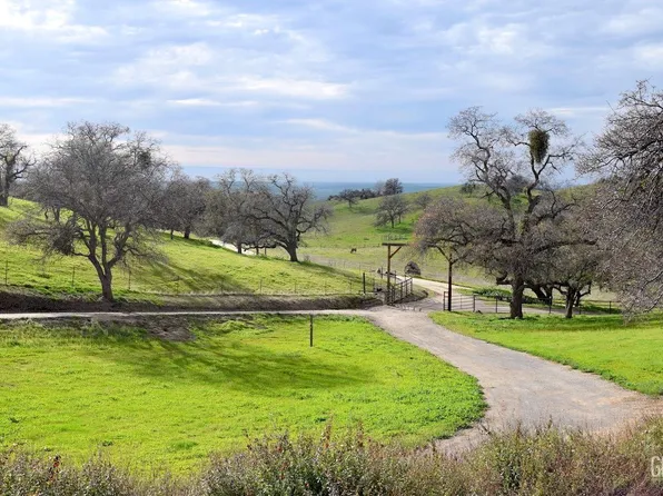 3001 Woody Granite Rd, Bakersfield, CA 93308