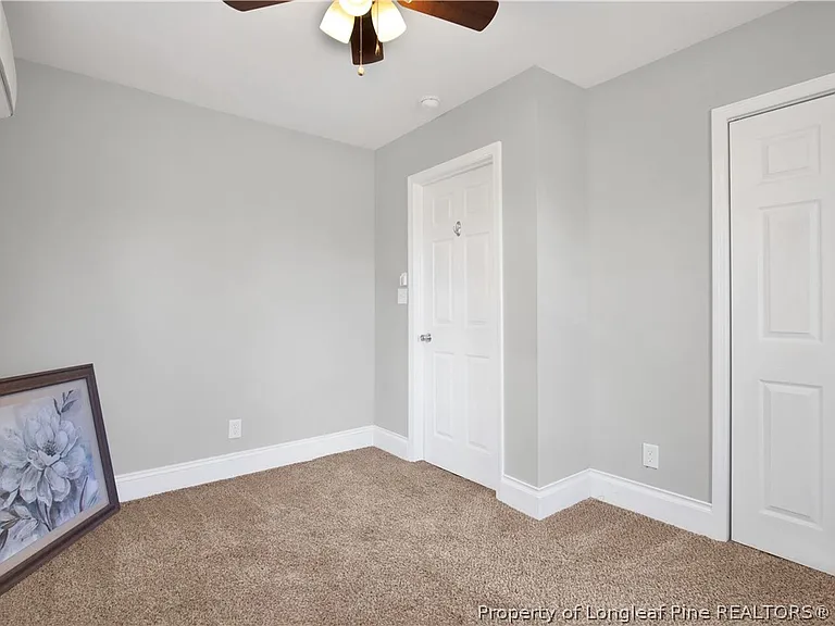 326 Hawley Ln — Photo 18